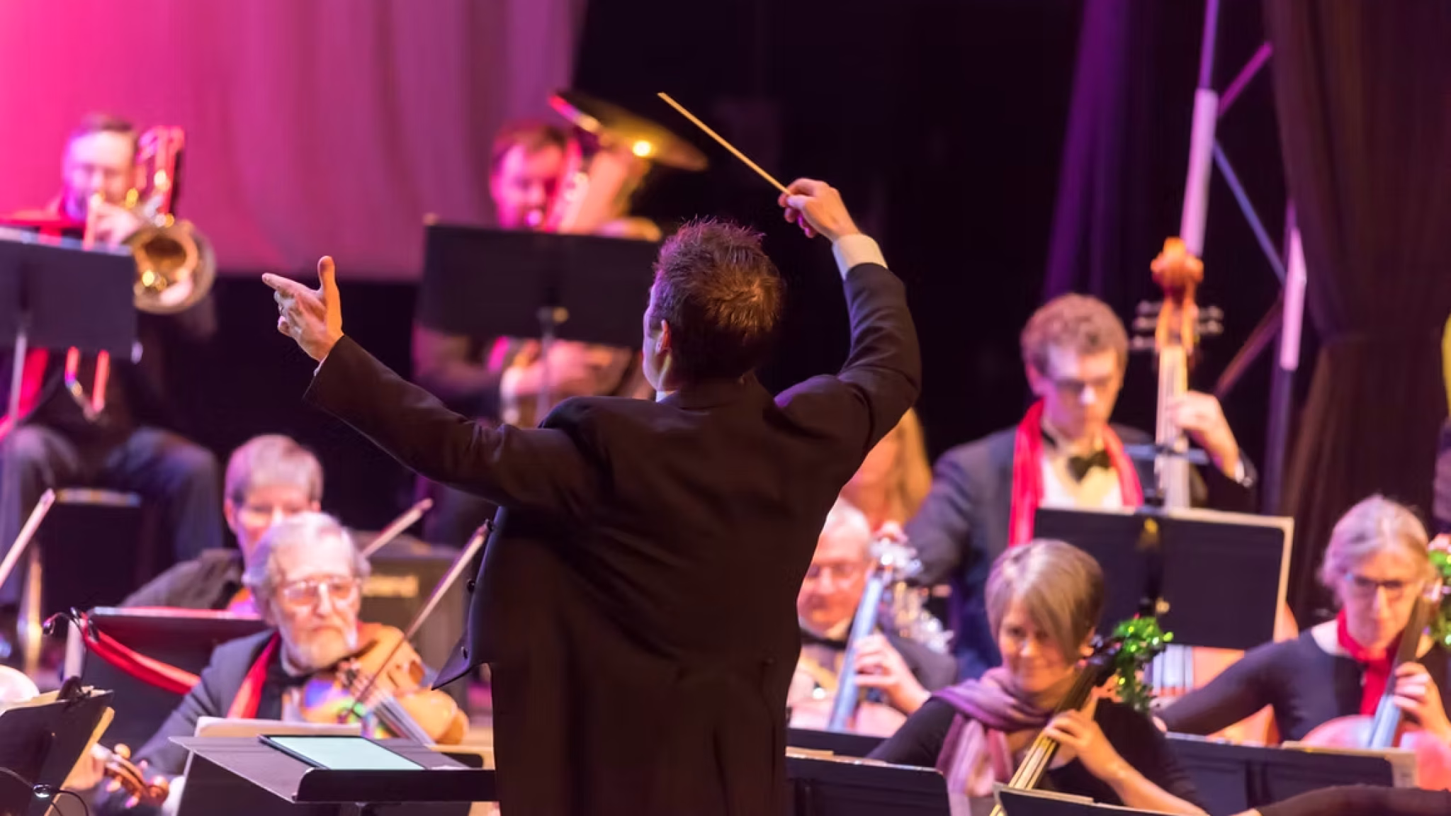 5747f4_7ac22246b77146f1a00c97a24ee94fb5~mv2