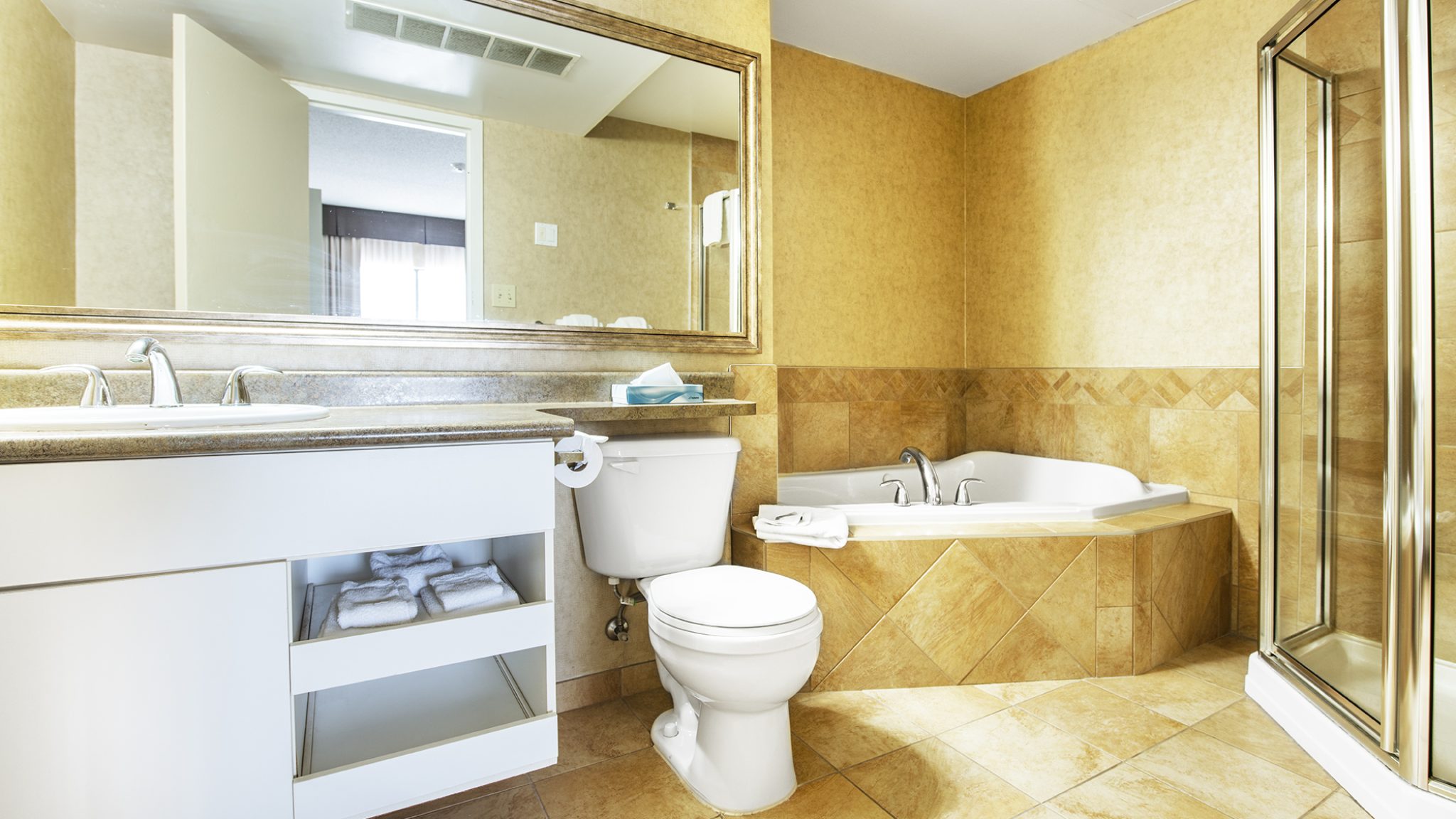 CBK Tourism Days Inn 060121 4525 WEB