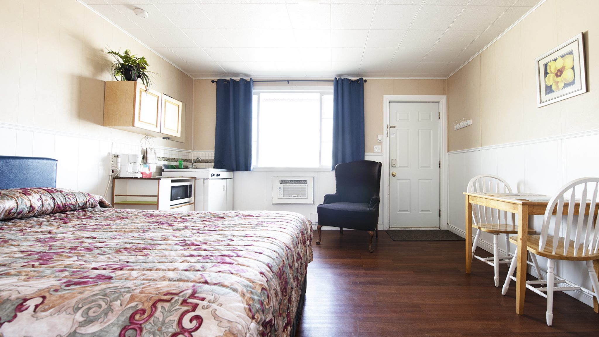 CBK Tourism Flamingo Motel 052721 3807 WEB