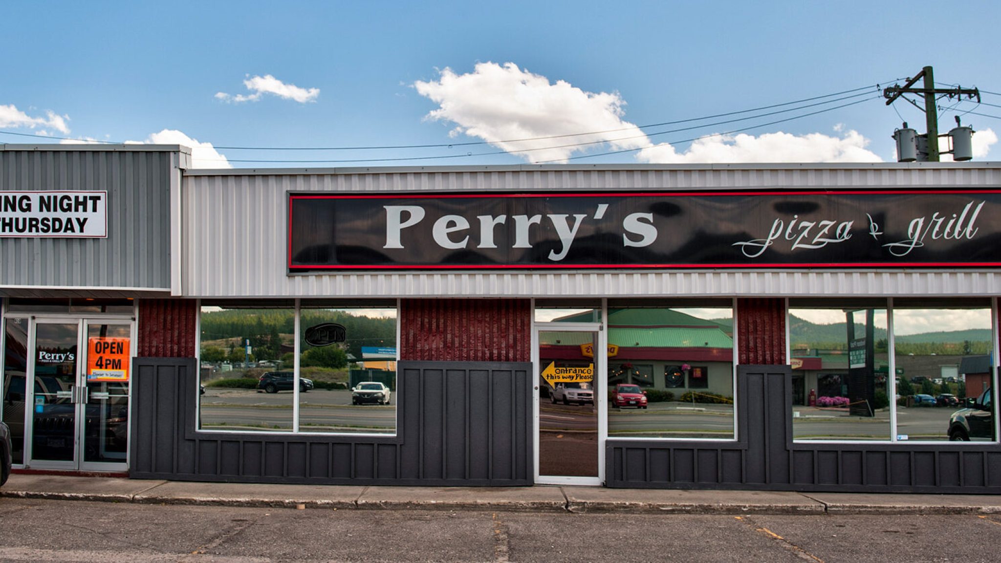 Perry’s Pizza & Grill
